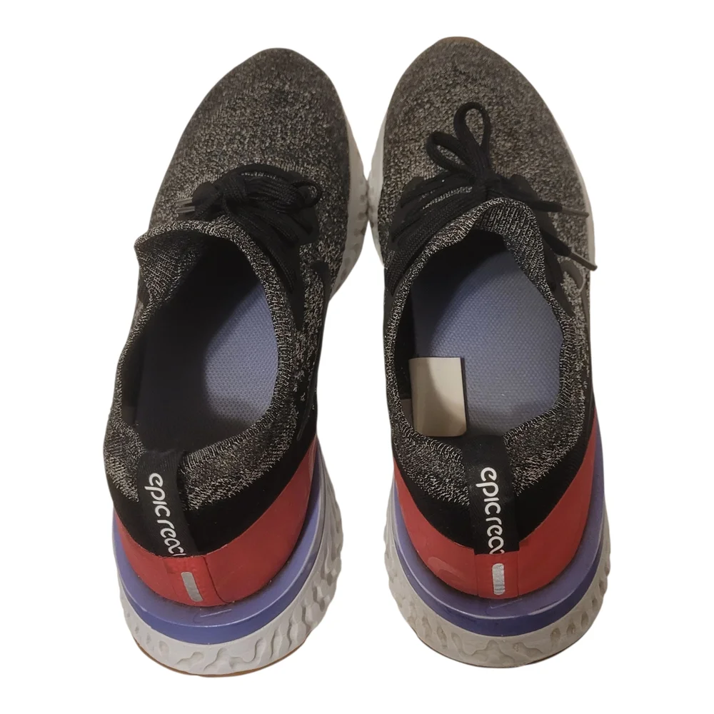 Nike‎ Black and Gray Athletic Shoes